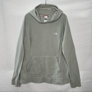 The North Face Women’s Polartec Hooded
Fleece Kangaroo